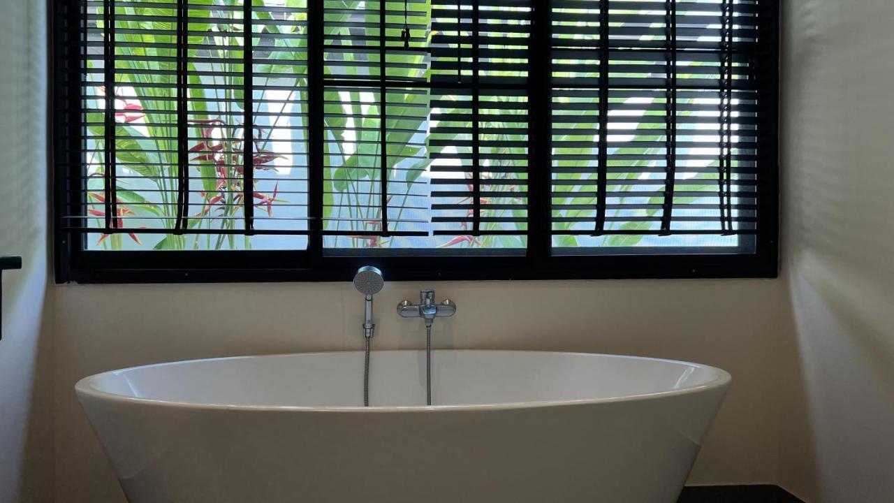 Rawai Plunge Tropic Villas 2 Naiharn מראה חיצוני תמונה